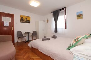 Rooms and Studio Salvi