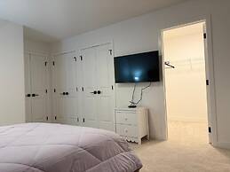 Modern Retreat 3BR 2&half Bath