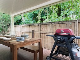 Clifton Beach Family Retreat With Pool