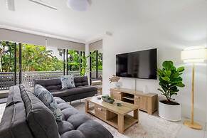 Easy Stay Family Friendly Pool Esplanade Views