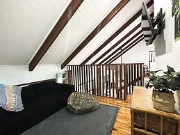 The Treehouse Rainforest Home w Pool