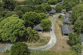 Coastal Cottage Retreat for Two