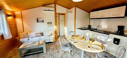 Coastal Cottage Retreat for Two