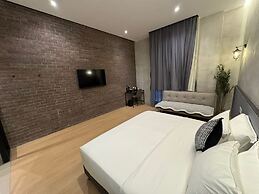 Atelier Hotel Permas