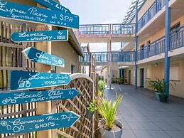 Oceanfront Duplex Retreat in Biscarrosse