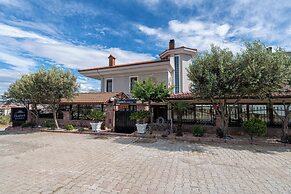 Rumet Cunda Otel