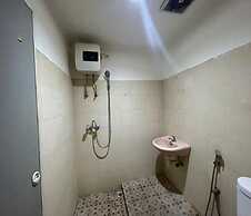 Cozzy Galaxy Hotel