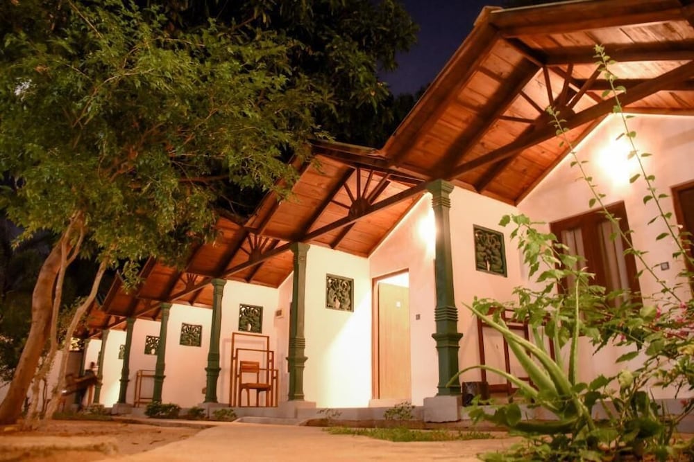 The Rams Resort - Arugambay