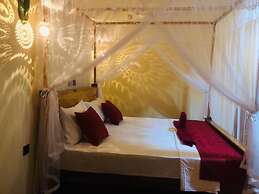 The Rustic Cabanas - Arugambay