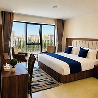 Ten Hills Hotel