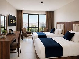 Ten Hills Hotel