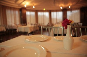 Hilltone Resort