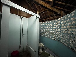 White Beach Bungalow