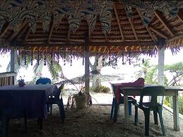 White Beach Bungalow