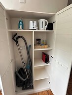 Cozy Curtin- 3 Guests House