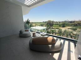 6BR Lamborghini Villa Cinema Spa & Pool