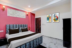 Hotel O Gaur City Centre Noida