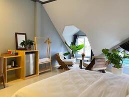 CozyNook Boutique Apartments