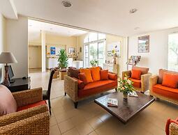 Duplex Apartment Near Maussane-les-alpilles