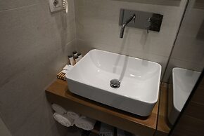 BluePoint Hotel