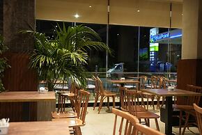 BluePoint Hotel