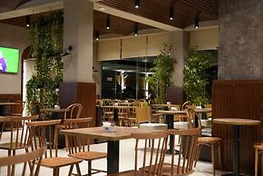 BluePoint Hotel
