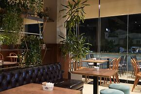 BluePoint Hotel