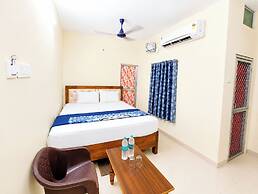 Hotel Shree Puri Near Beach