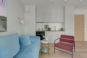 Żeromskiego 23 by Grand Apartments