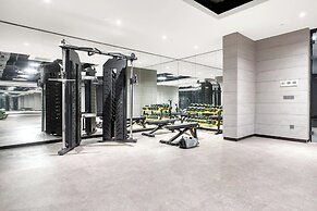 Benesta Centro by GOLDFINCH