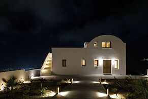 Nikolia's House, New Luxe villa & Prive Jacuzzi