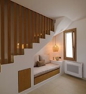 Nikolia's House, New Luxe villa & Prive Jacuzzi