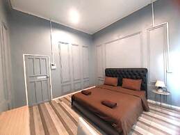 You empire Hostel and Bar