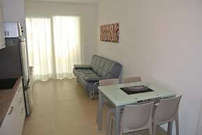 Comfortable Flat With Spacious Terrace