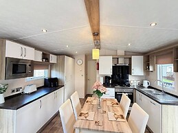 Lillardsedge Apartment Sleeps 6 With Parking