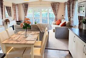 Lillardsedge Apartment Sleeps 6 With Parking