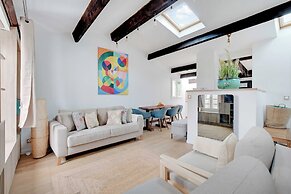 Stunning Duplex 1br/4p - Notre-dame Cathedral