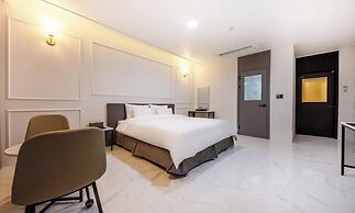 Mokpo Hotel The City