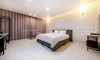 Mokpo Hotel The City
