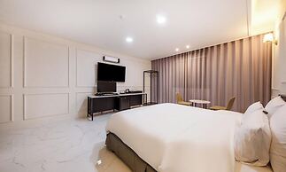 Mokpo Hotel The City