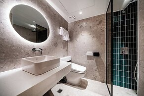 Hotel Code Cheonho