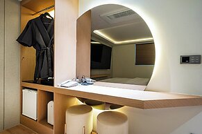 Hotel Code Cheonho