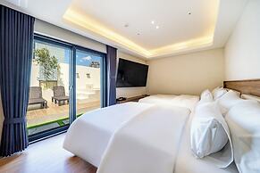 Hotel Code Cheonho