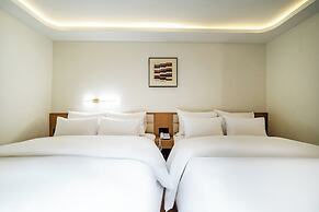 Hotel Code Cheonho