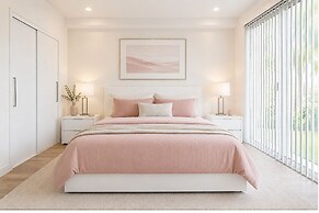 West Haven Toronto Hotel