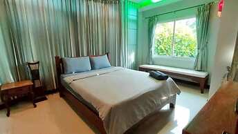 Nada Koh Larn Resort