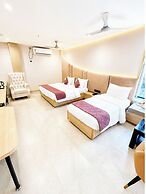 Premium Hotel The Cos-Mos