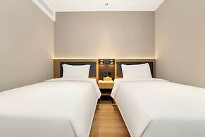 Jinglai Hotel Light Luxury