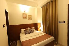 Hotel Ramgarh Palace