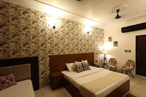 Hotel Ramgarh Palace